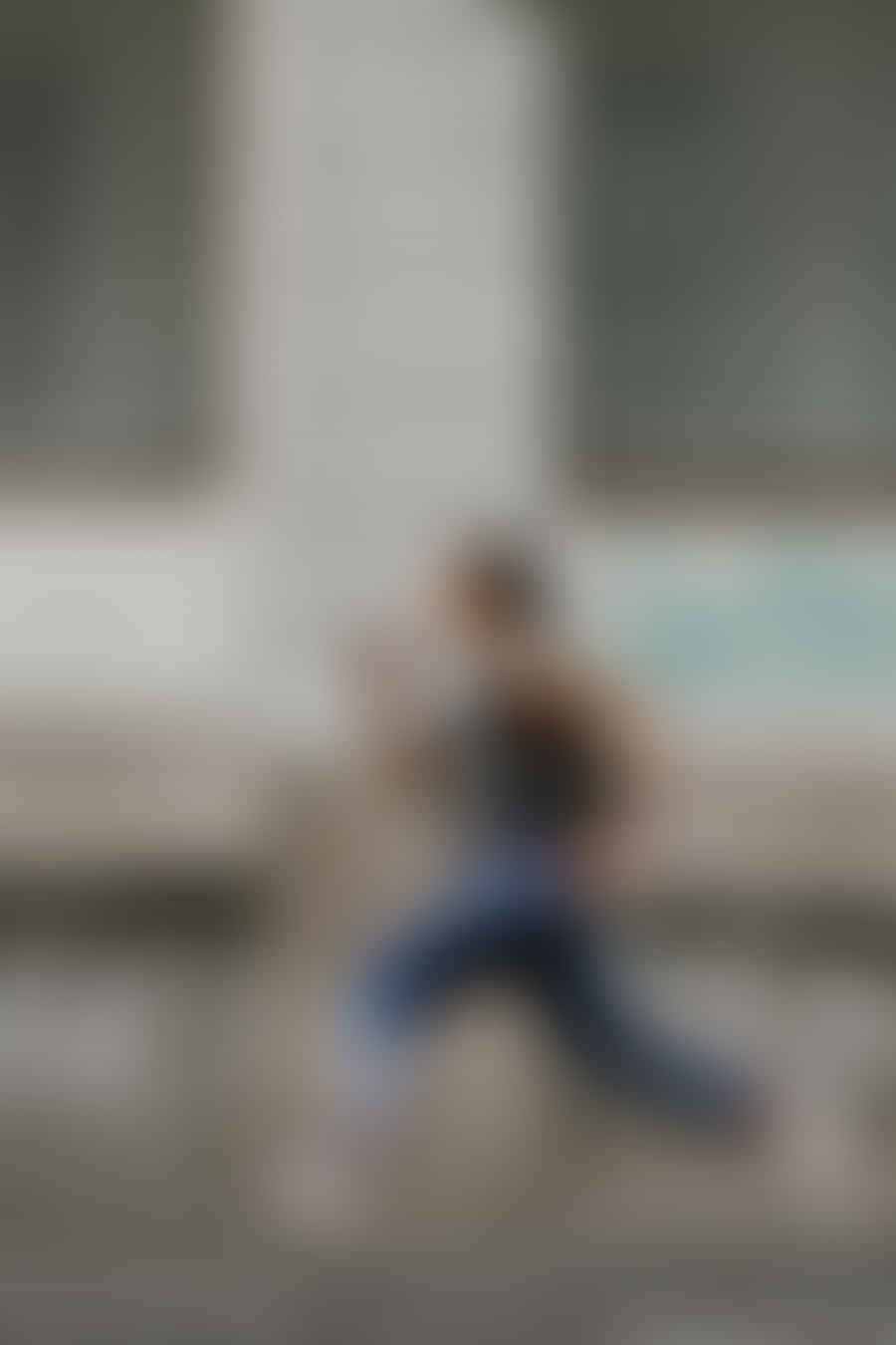 Ultimate Frisbee player performing cardiovascular exercises